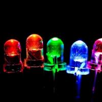 DIY LED svetilka: izbor osnovnih elementov in vrstni red sestavljanja konstrukcije DIY svetilka z močno LED