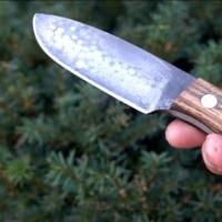 Cómo hacer un cuchillo de acero de Damasco